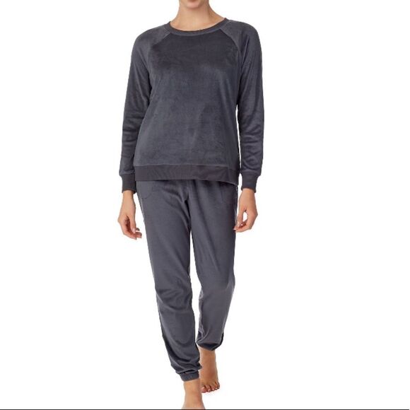 Velour Jogger Sleep Set - Picture 1 of 8